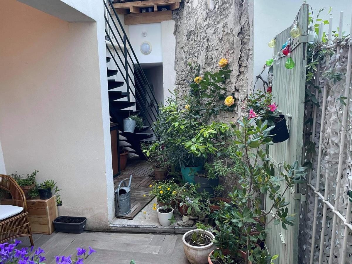 Appartement Au Centre De La Venise Provencale LʼIsle-sur-la-Sorgue Dış mekan fotoğraf