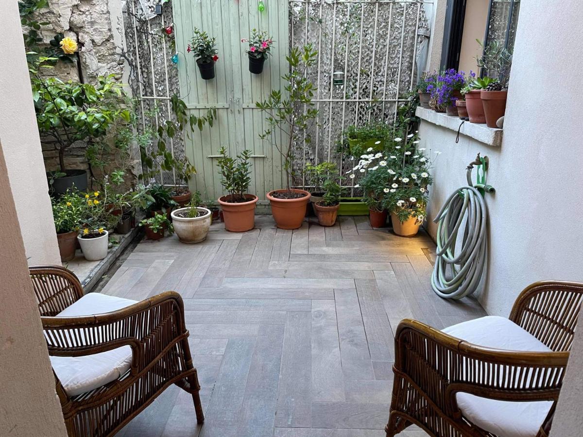 Appartement Au Centre De La Venise Provencale LʼIsle-sur-la-Sorgue Dış mekan fotoğraf
