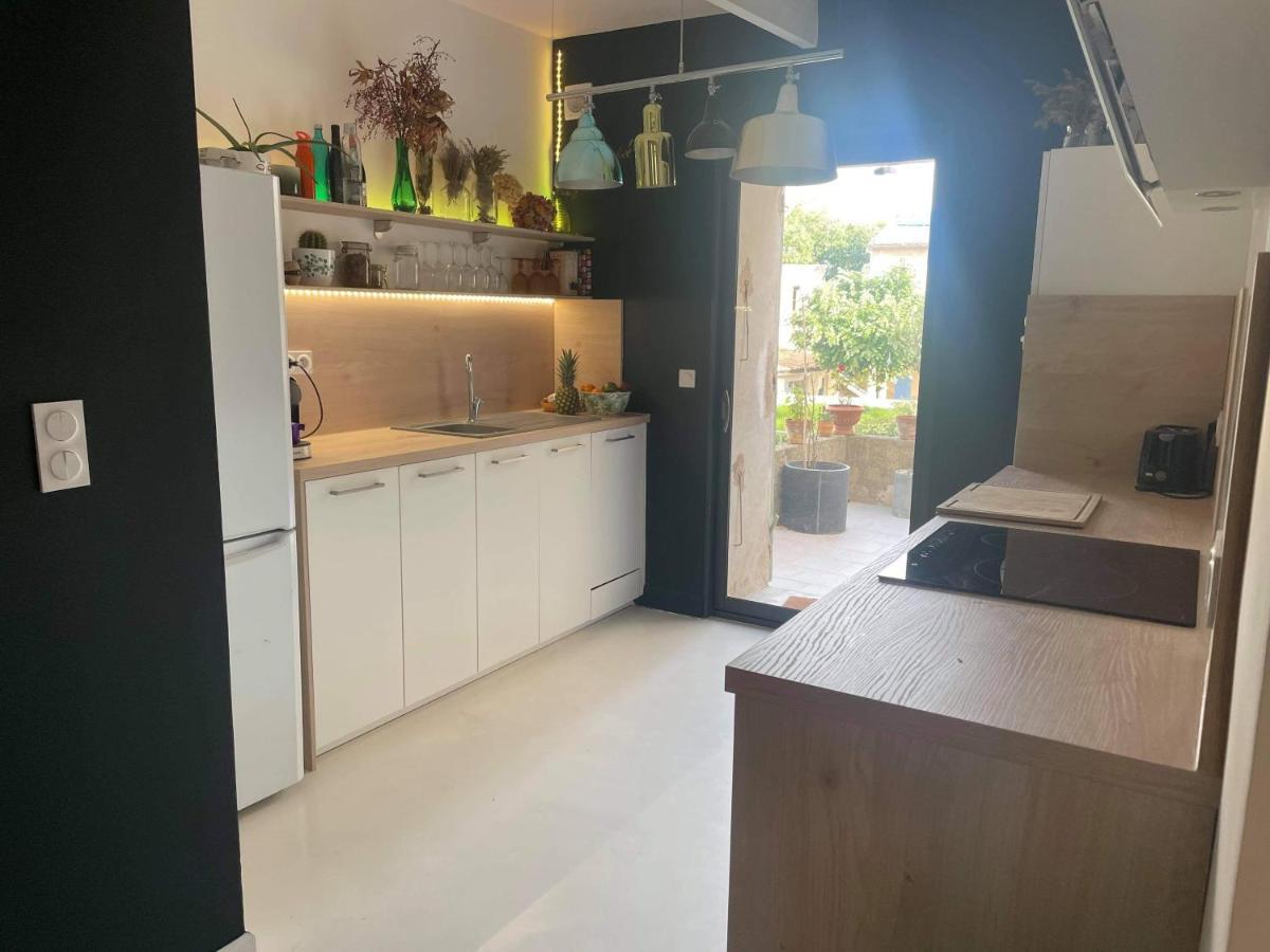 Appartement Au Centre De La Venise Provencale LʼIsle-sur-la-Sorgue Dış mekan fotoğraf