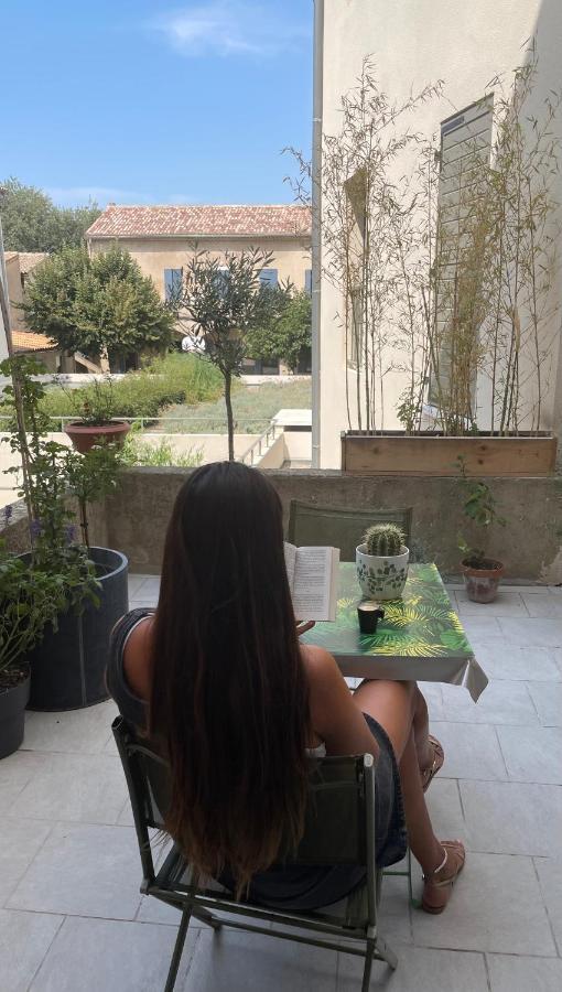 Appartement Au Centre De La Venise Provencale LʼIsle-sur-la-Sorgue Dış mekan fotoğraf
