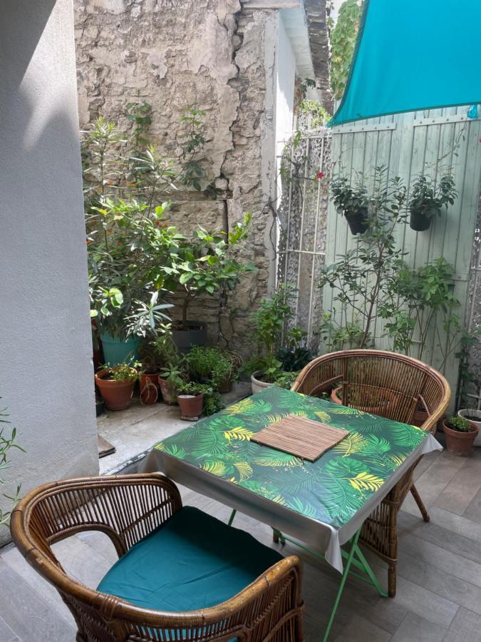 Appartement Au Centre De La Venise Provencale LʼIsle-sur-la-Sorgue Dış mekan fotoğraf